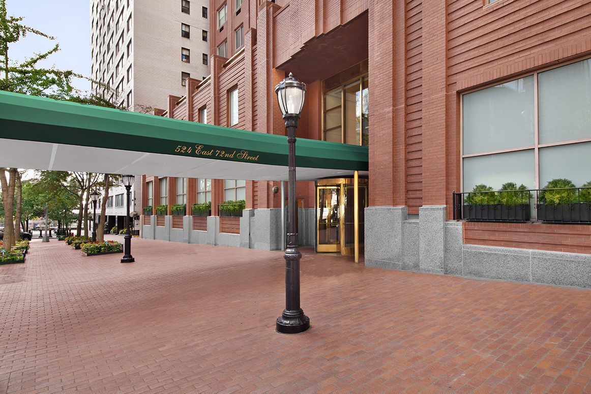 524 East 72nd Street, Unit 22D Manhattan, NY 10021 - Photo 18 of 19