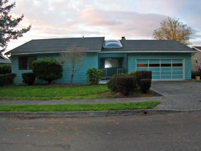 305 Southwest 6th Street Gresham, OR 97080 - Photo 2 of 12 Gallery Image 2