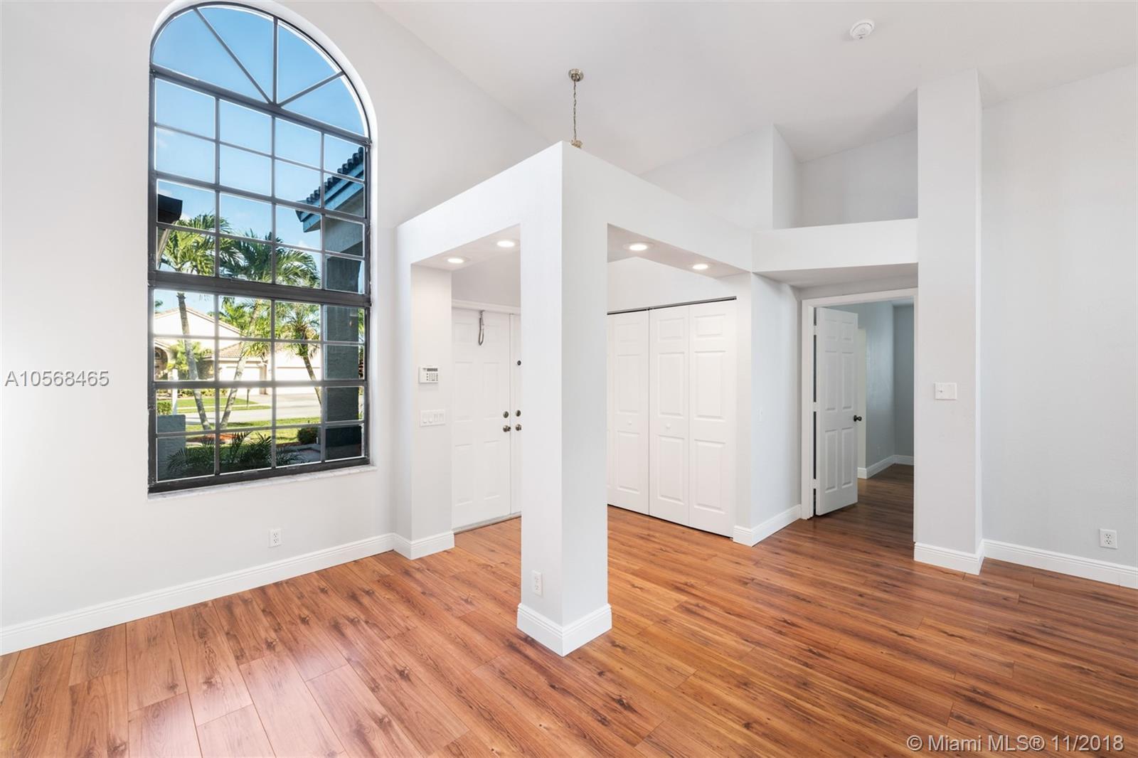 3271 Overlook Road Davie, FL 33328 - Photo 12 of 37 Gallery Image 12