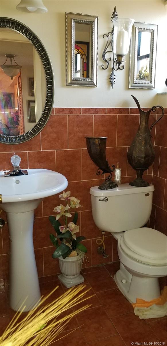 5346 West 20th Lane, Unit VI32 Hialeah, FL 33016 - Photo 4 of 21