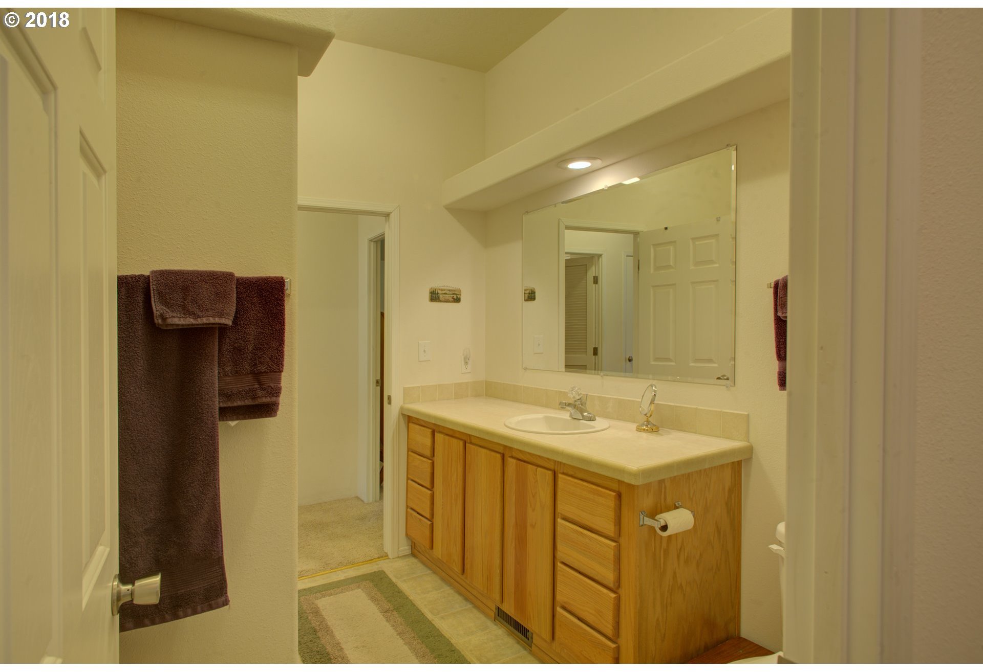 3218 Robertson Bridge Road Grants Pass, OR 97526 - Photo 21 of 28