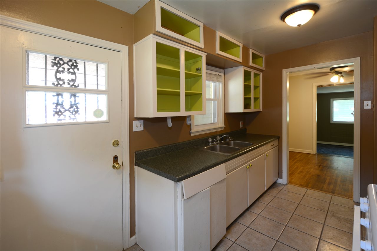 5066 Kaye Road Memphis, TN 38117 - Photo 17 of 25