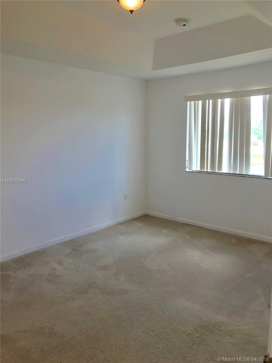 2757 Southeast 15th Road, Unit 100 Homestead, FL 33035 - Photo 14 of 17