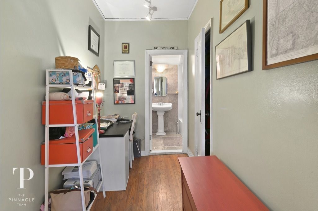 411 East 87th Street, Unit 3F Manhattan, NY 10128 - Photo 3 of 4