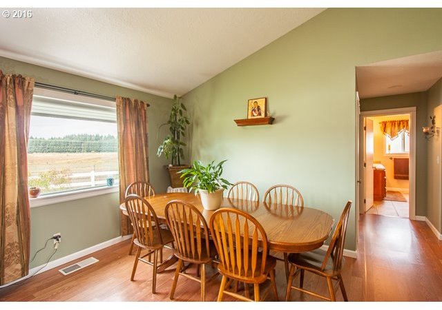 11827 Jones Road Northeast Woodburn, OR 97071 - Photo 29 of 30 Gallery Image 29