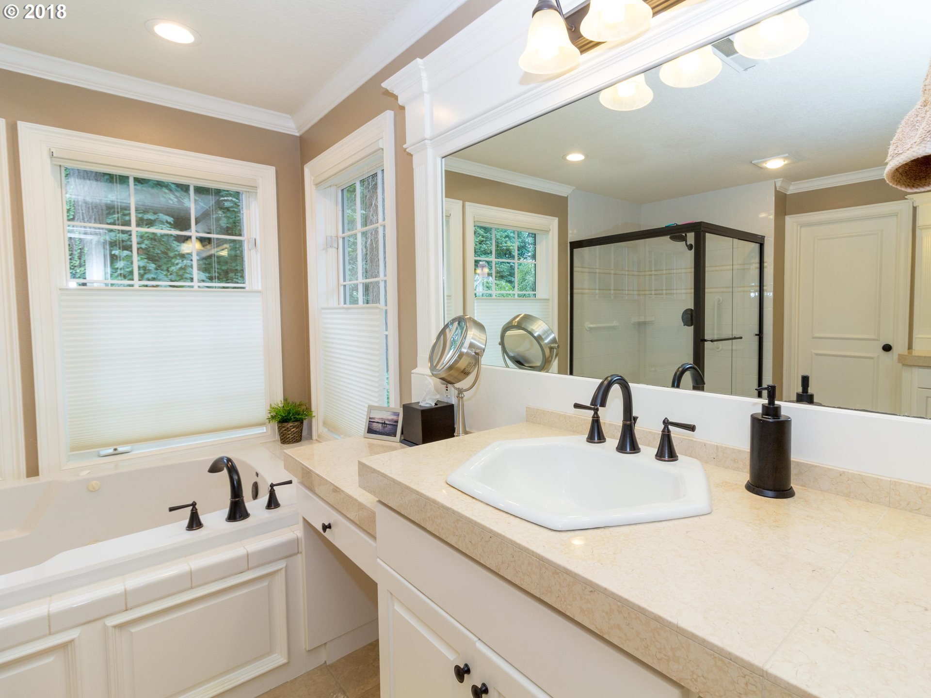 624 Atwater Road Lake Oswego, OR 97034 - Photo 16 of 32 Gallery Image 16