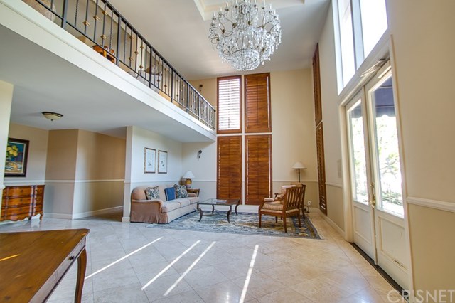 2385 Roscomare Road, Unit E10 Los Angeles, CA 90077 - Photo 3 of 18