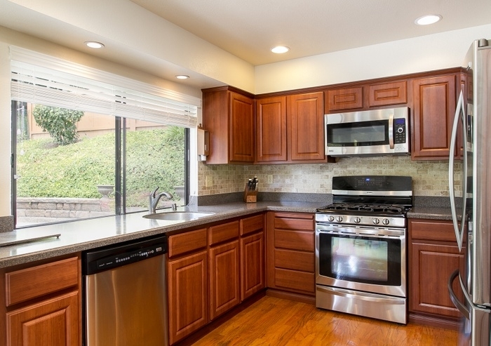 2286 Valley Road Oceanside, CA 92056 - Photo 5 of 17 Gallery Image 5
