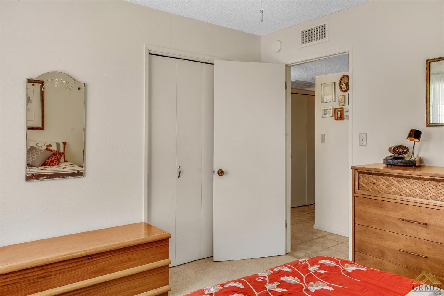 217 Warren Street Taft, CA 93268 - Photo 14 of 24