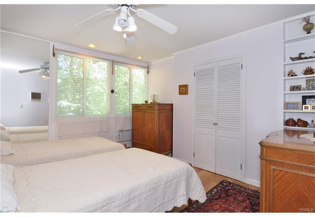 22 Priory Lane Pelham, NY 10803 - Photo 18 of 30