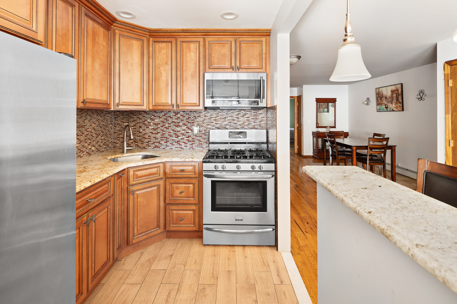 945 Lafayette Avenue Brooklyn, NY 11221 - Photo 4 of 9