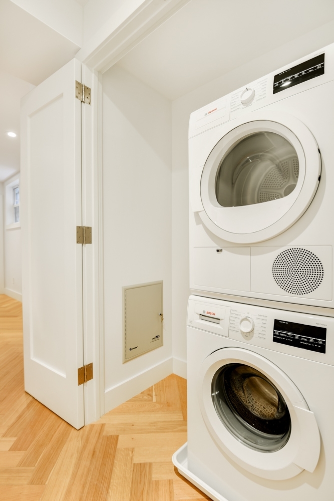 286 Clinton Avenue, Unit 1C Brooklyn, NY 11205 - Photo 4 of 6