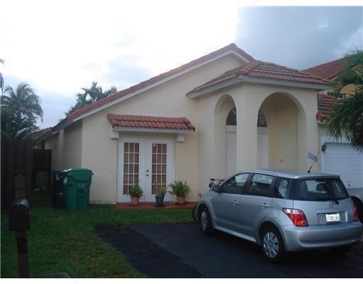 15308 Southwest 53rd Street Miami, FL 33185 - Photo 1 of 10