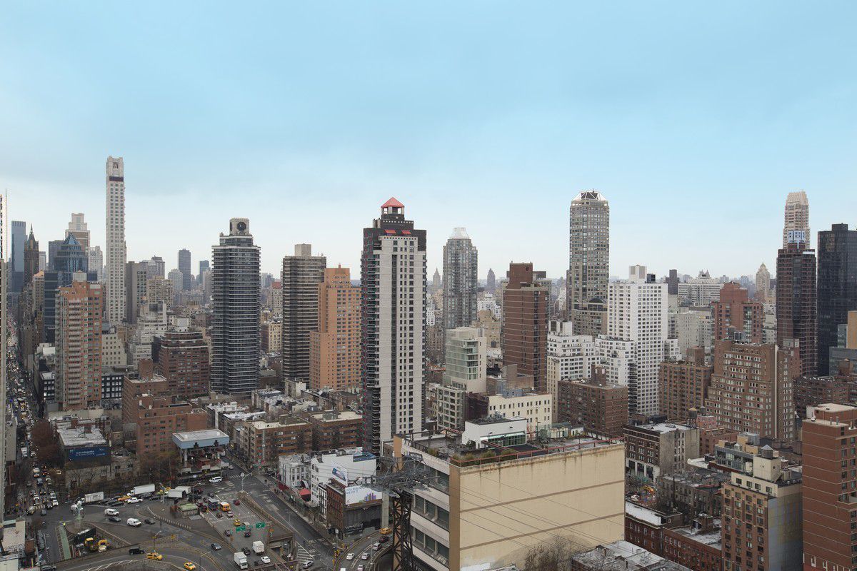 418 East 59th Street, Unit 35A Manhattan, NY 10022 - Photo 8 of 9