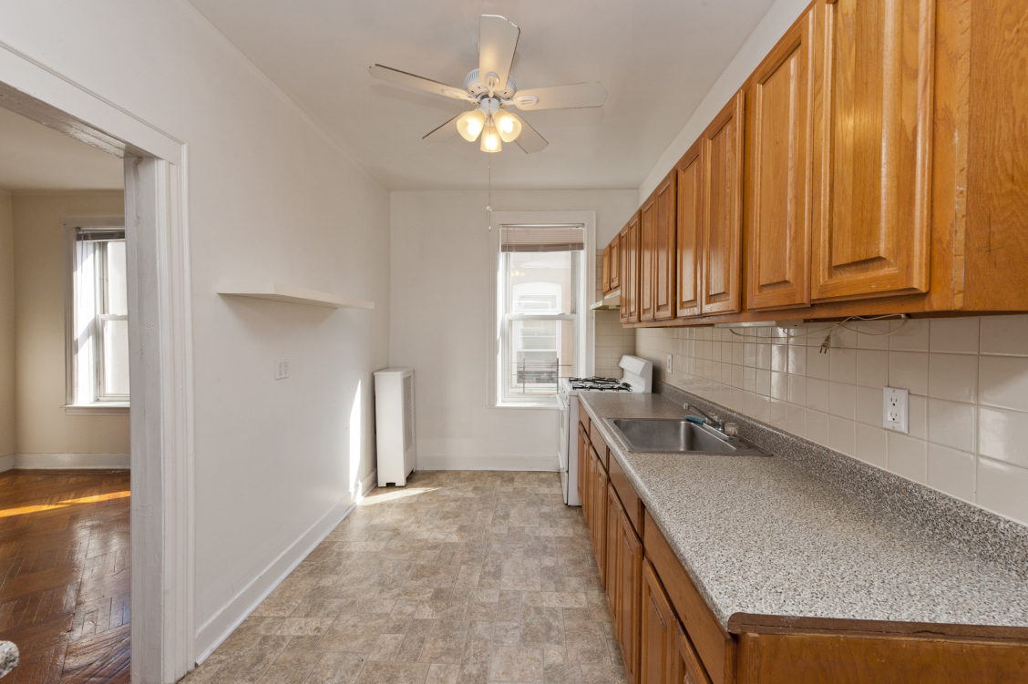 24-30 35th Street, Unit 2 Queens, NY 11103 - Photo 2 of 8