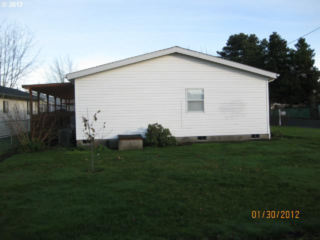 1613 Walker Road Northeast Salem, OR 97305 - Photo 13 of 15 Gallery Image 13