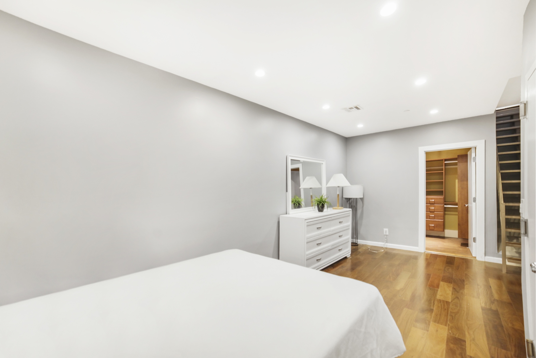 90 North 5th Street, Unit 1C Brooklyn, NY 11249 - Photo 8 of 17