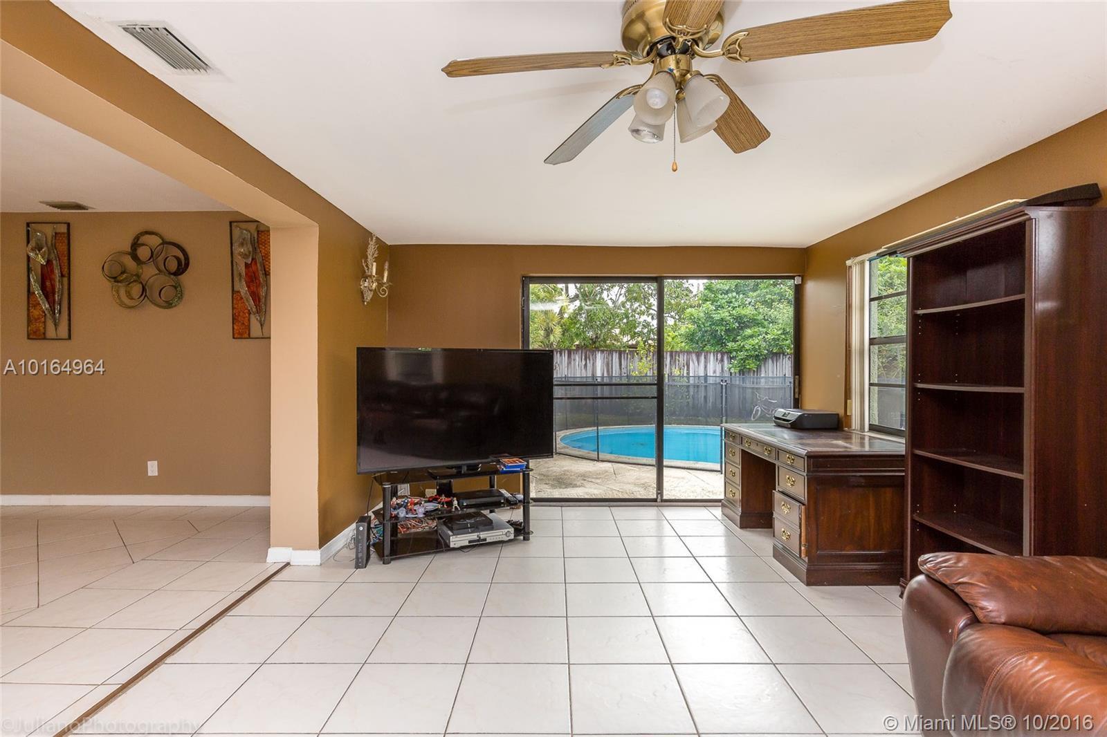 6528 Southwest 26th Street Miramar, FL 33023 - Photo 7 of 27
