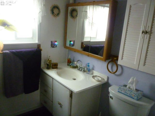 9188 Southwest Line Drive Cornelius, OR 97113 - Photo 11 of 16