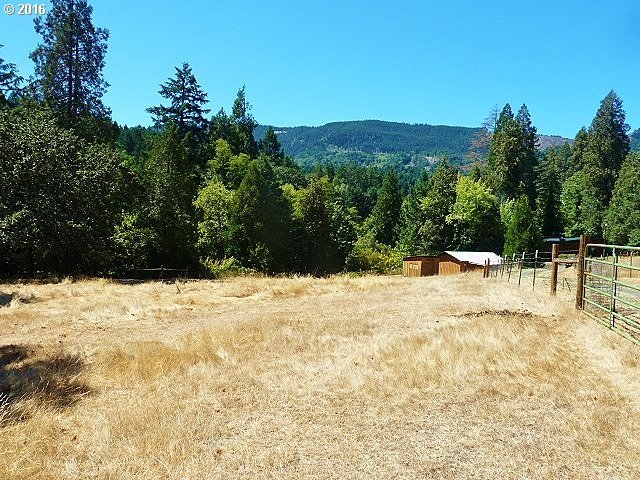 3809 Elgarose Road Roseburg, OR 97471 - Photo 30 of 32 Gallery Image 30