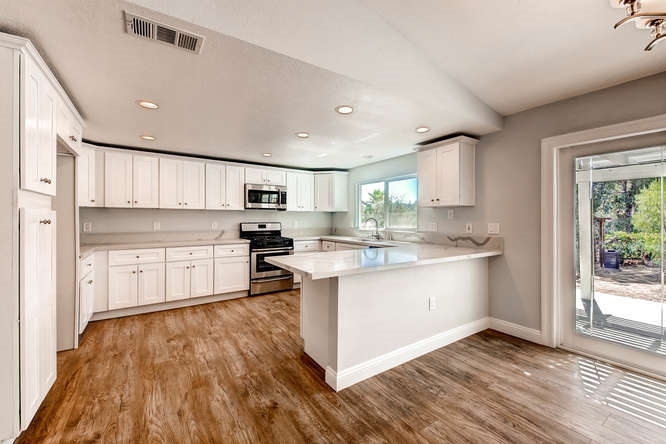 24841 Pappas Road Ramona, CA 92065 - Photo 3 of 25 Gallery Image 3