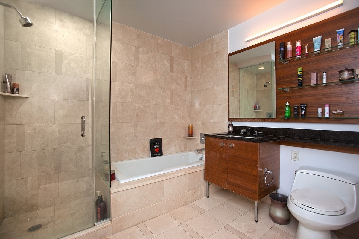 120 Riverside Boulevard, Unit 8T Manhattan, NY 10069 - Photo 4 of 9