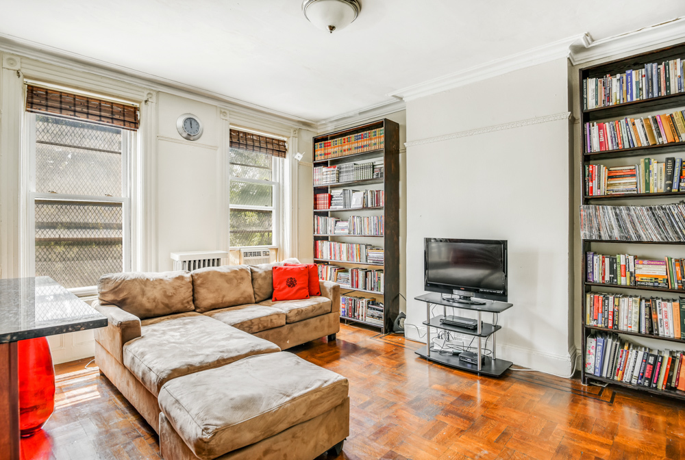 200 Van Buren Street, Unit TWNHSE Brooklyn, NY 11221 - Photo 9 of 13