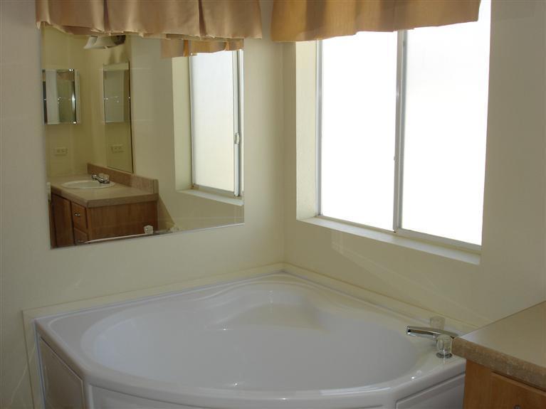 28115 Dustin Acres Road Taft, CA 93268 - Photo 8 of 15 Gallery Image 8