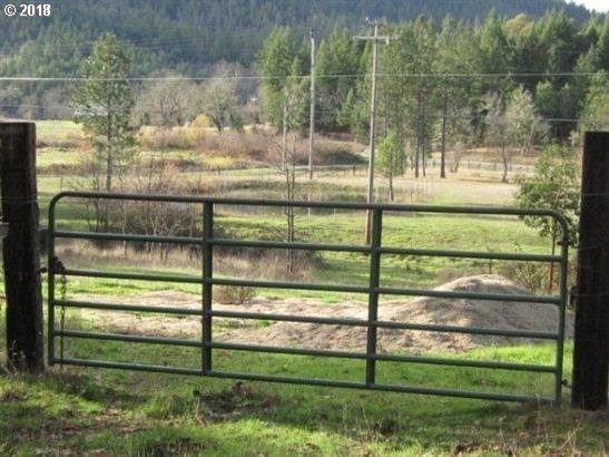 131 Warren Road Selma, OR 97538 - Photo 15 of 30 Gallery Image 15