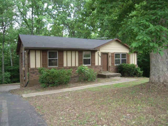 706 Kingsbury Road Clarksville, TN 37040 - Photo 3 of 12 Front