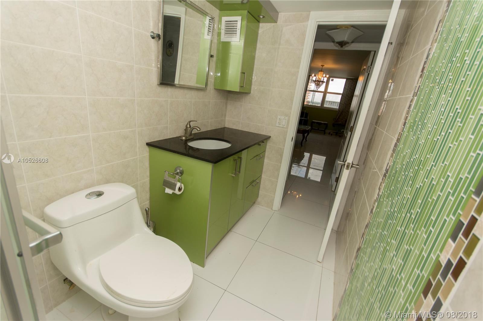 1833 South Ocean Drive, Unit PH1 Hallandale, FL 33009 - Photo 32 of 78