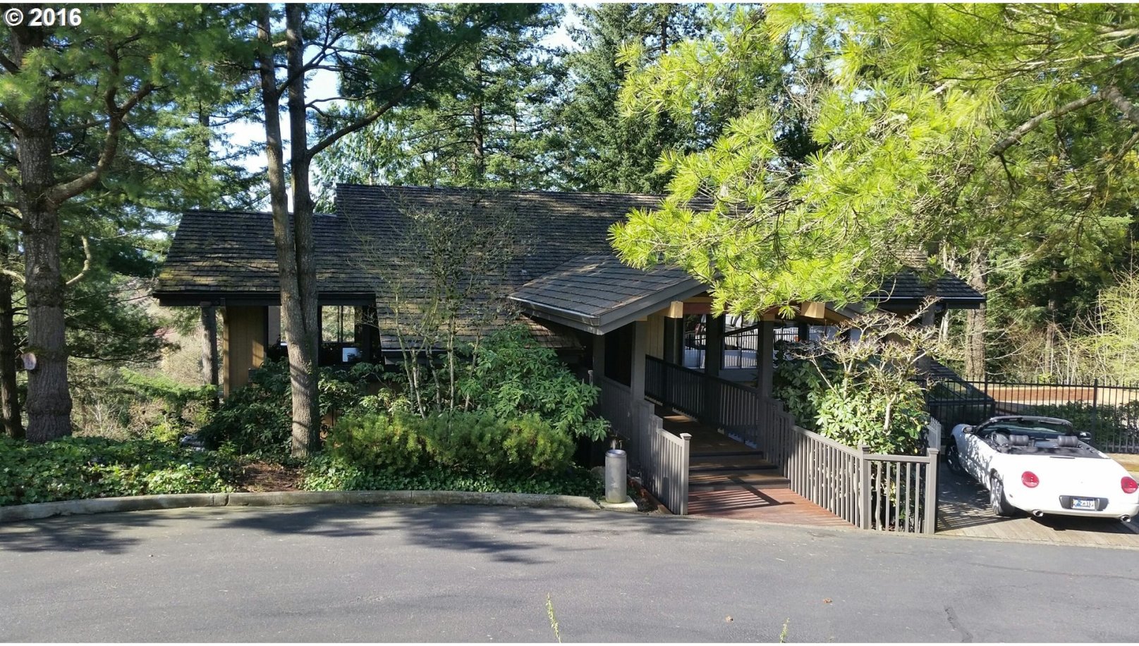 7510 Southwest Barnes Road, Unit C Portland, OR 97225 - Photo 20 of 32 Gallery Image 20
