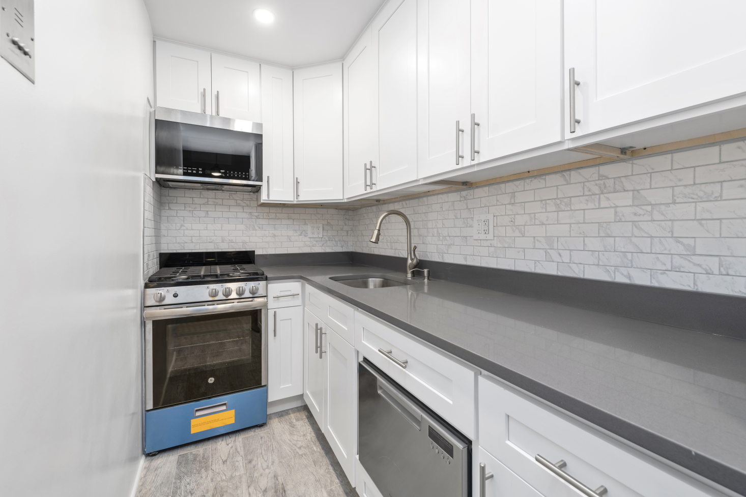 26 West 83rd Street, Unit 2B Manhattan, NY 10024 - Photo 3 of 5