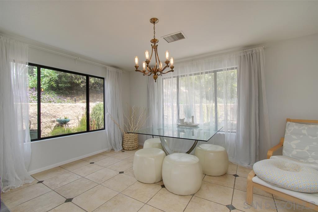 14031 Tierra Bonita Road Poway, CA 92064 - Photo 10 of 25