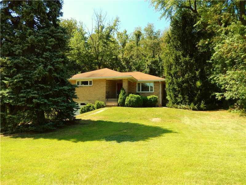 31 Laurel Ridge Road Coraopolis, PA 15108 - Photo 1 of 4 Gallery Image 1