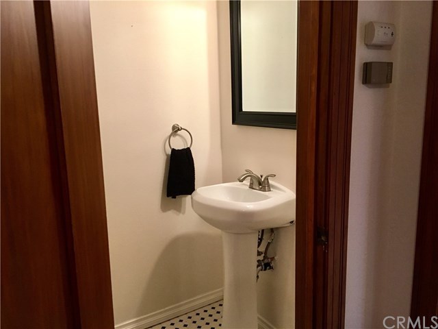 236 Temple Avenue Long Beach, CA 90803 - Photo 12 of 18