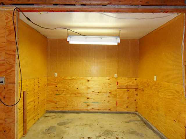 1558 Round Potrero Road Potrero, CA 91963 - Photo 14 of 25 Workshop