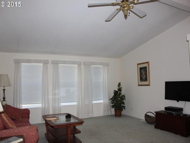 601 Fir Vista Road Sutherlin, OR 97479 - Photo 14 of 16 Gallery Image 14