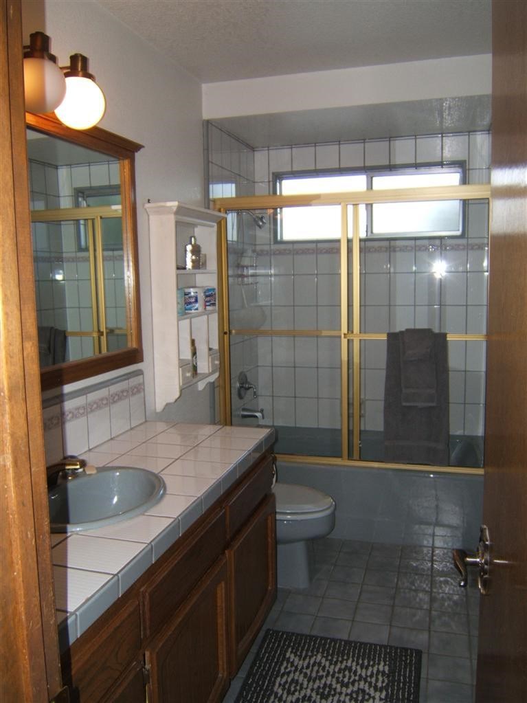 17898 Ohna Road Apple Valley, CA 92307 - Photo 11 of 42