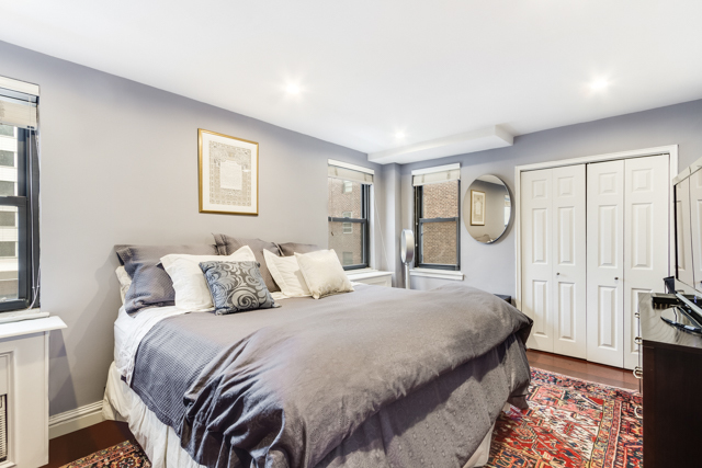 233 East 69th Street, Unit 11H Manhattan, NY 10021 - Photo 6 of 9