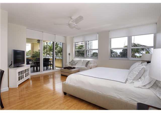 445 Grand Bay Drive, Unit 415 Key Biscayne, FL 33149 - Photo 6 of 13