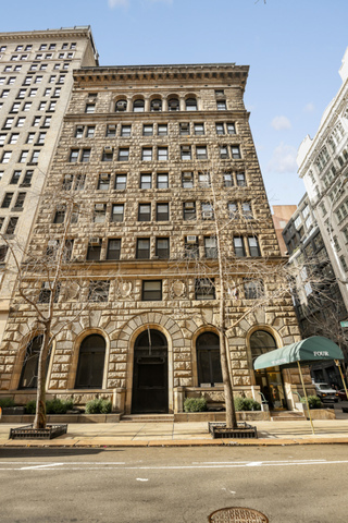 The Sage House 4 Lexington Ave, Manhattan, NY 10010 - Photo 2 of 6