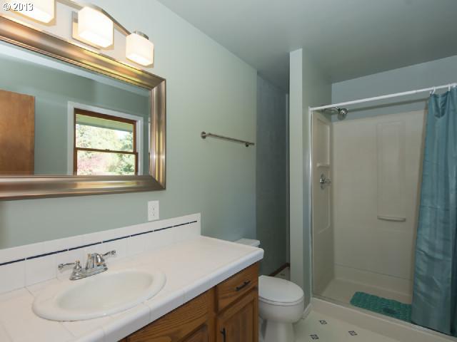 6735 Southwest Vermont Street Portland, OR 97223 - Photo 10 of 16