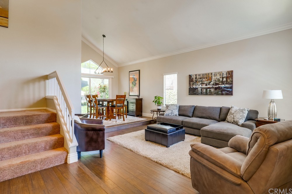 2310 Whiteoak Lane Corona, CA 92882 - Photo 8 of 46