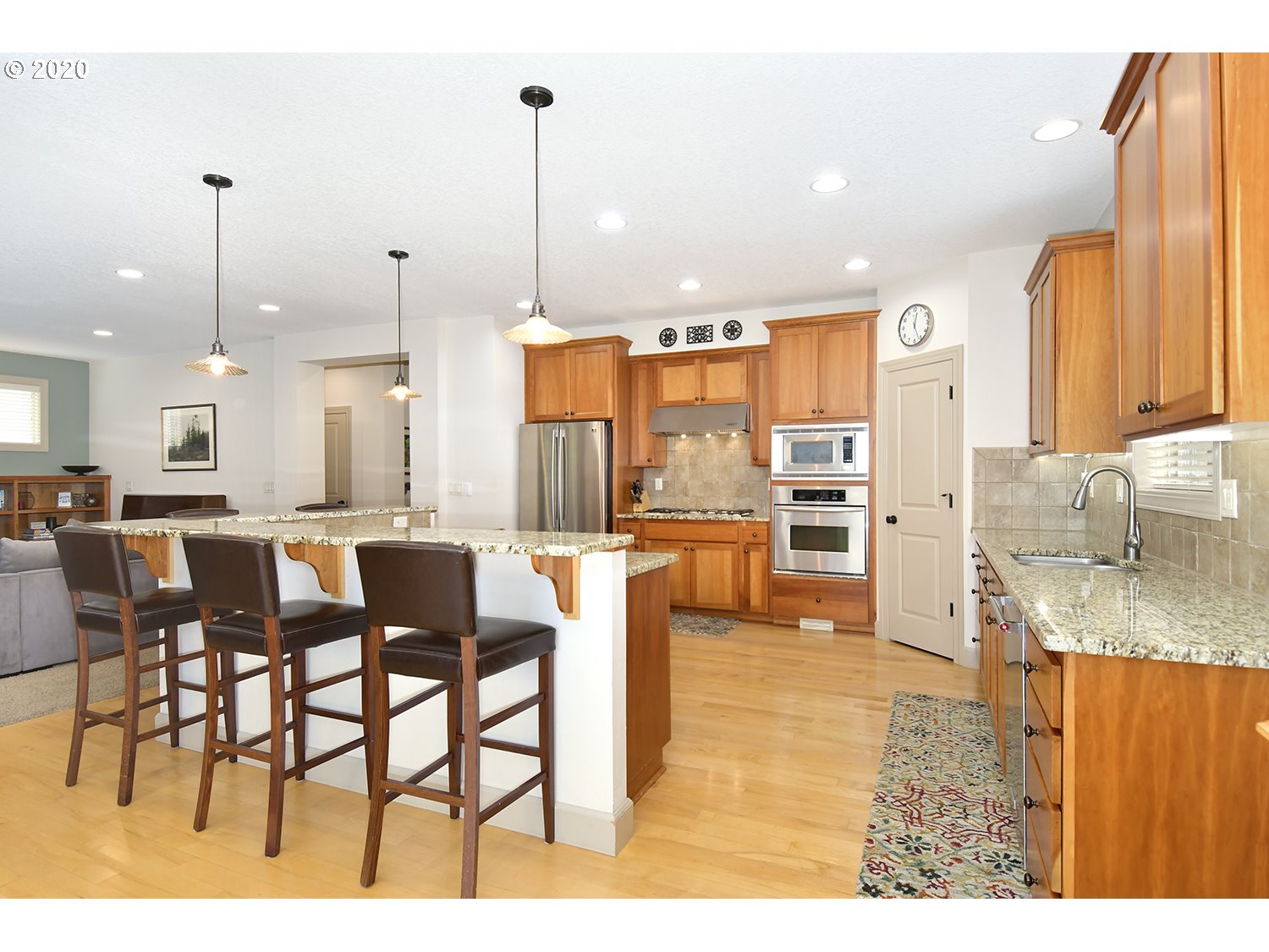 17560 Southwest Keystone Court Beaverton, OR 97007 - Photo 2 of 24 Gallery Image 2