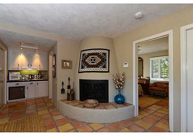 6360 Mimulus Rancho Santa Fe, CA 92067 - Photo 10 of 11 Guest House Interior
