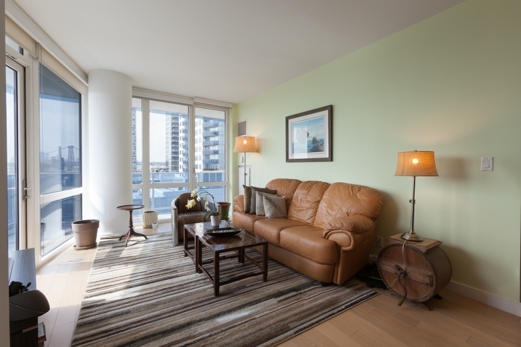34 North 7th Street, Unit 10H Brooklyn, NY 11249 - Photo 1 of 12