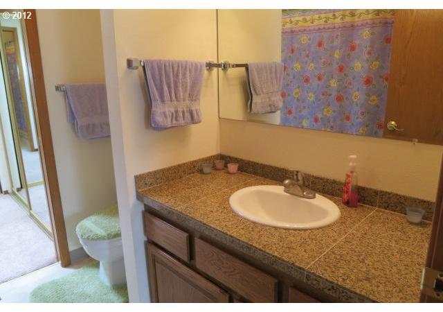 7805 Southwest Raintree Drive Beaverton, OR 97008 - Photo 11 of 16 Gallery Image 11
