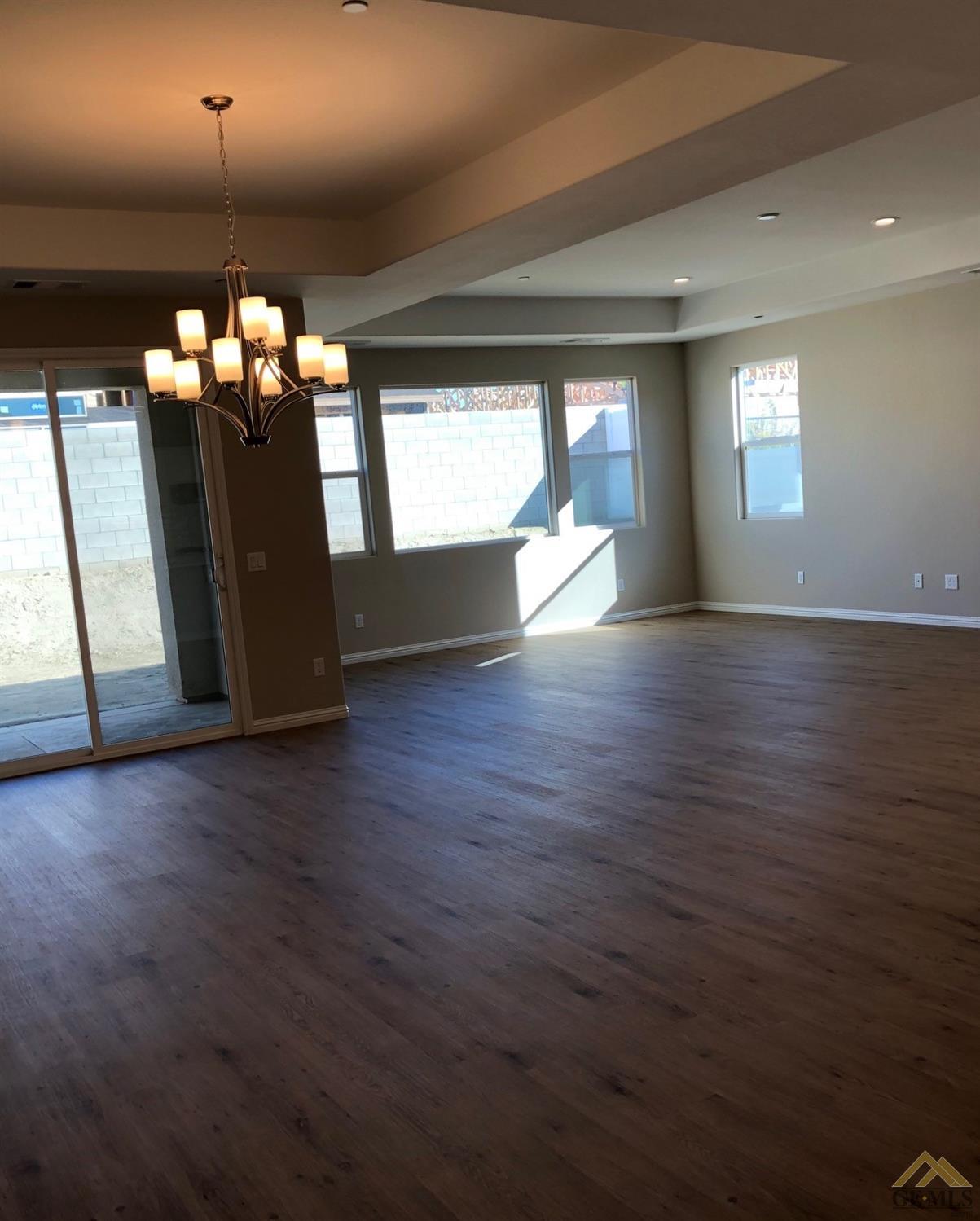 14308 EBRINGTON Drive Bakersfield, CA 93311 - Photo 4 of 18