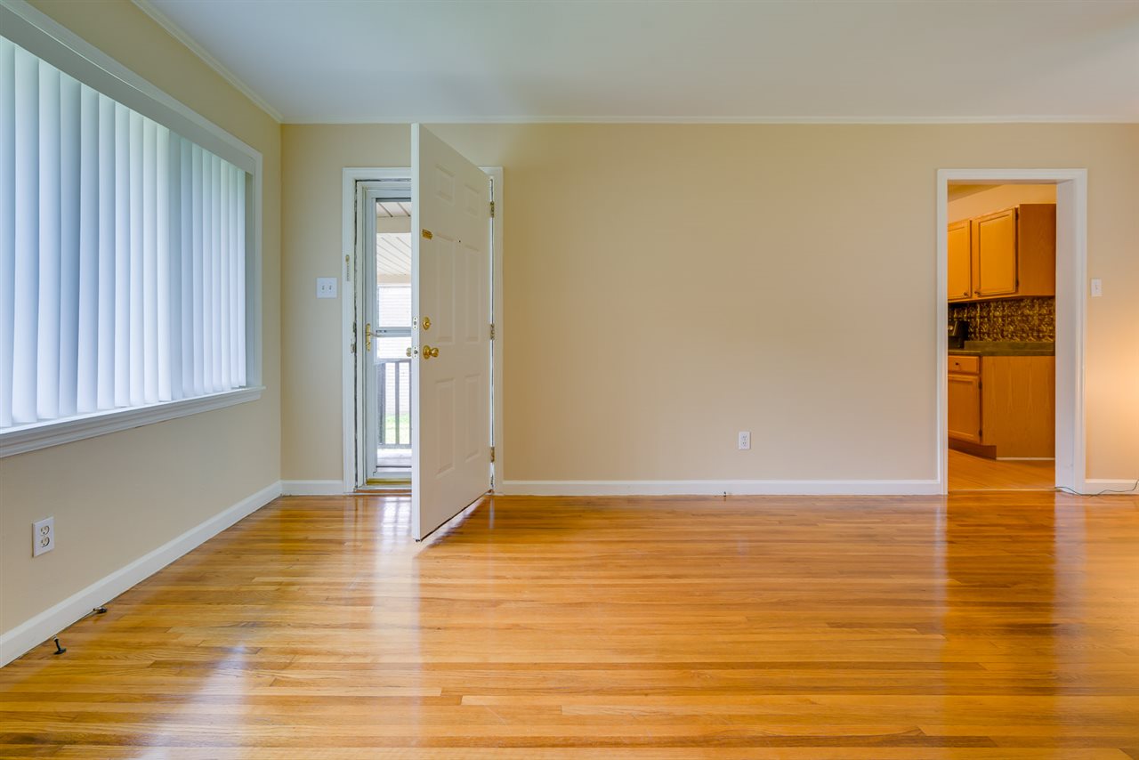 5072 Kaye Road Memphis, TN 38117 - Photo 5 of 25